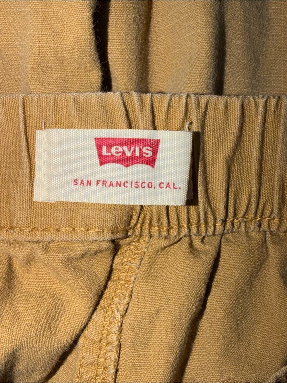 Levi's Boys Tan Cargo Shorts - Large